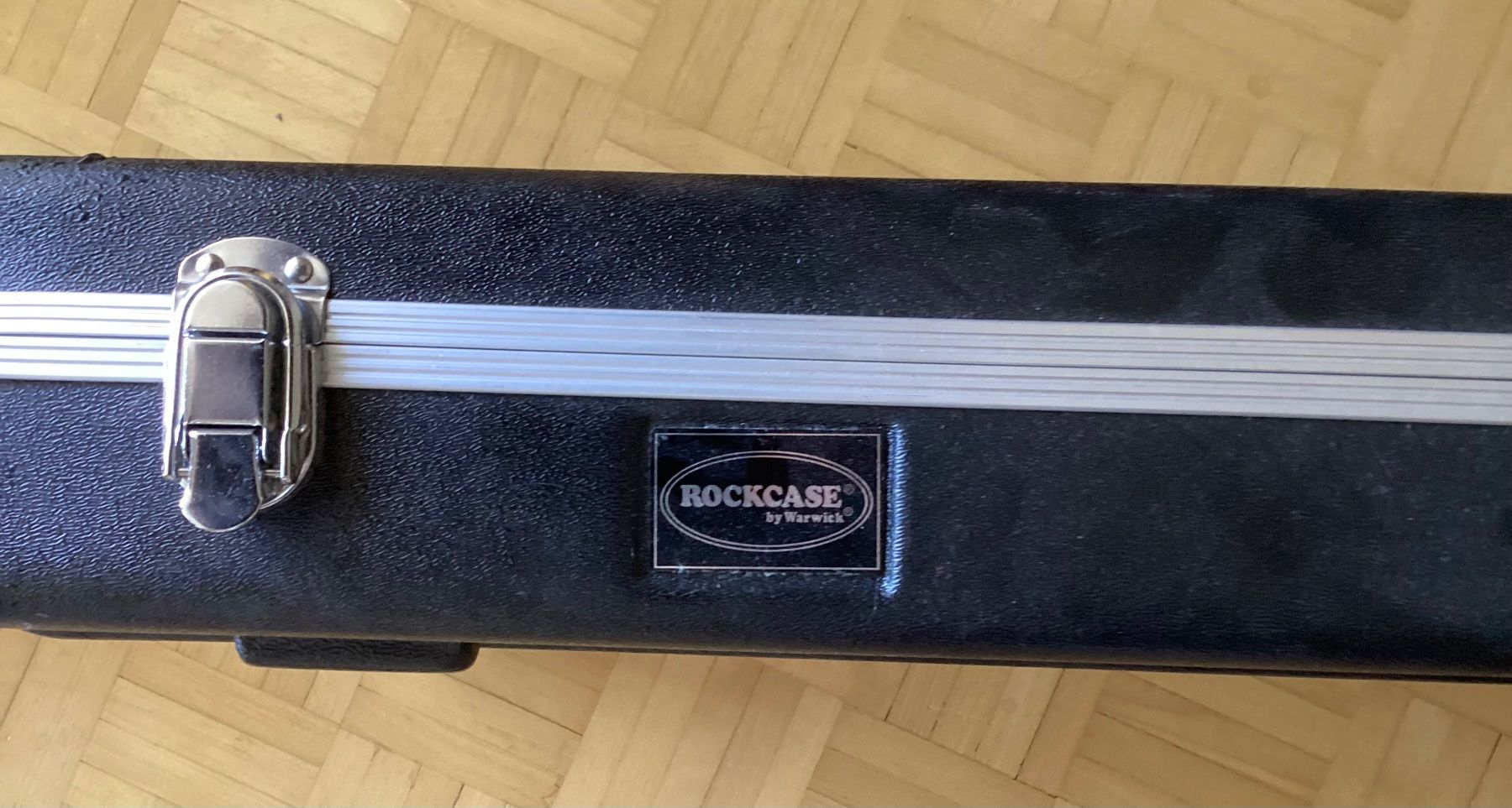 Musikinstrumente: Warwick Rockcase Gitarrekoffer – Gebraucht aus Spreitenbach von seamus303 3