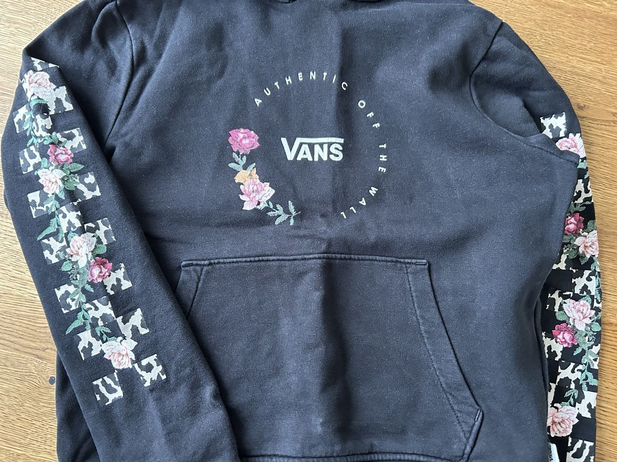 Pullover & Sweatshirts: 146 VANS Kapuzenpulli – Gebraucht aus Neftenbach von joell01 1