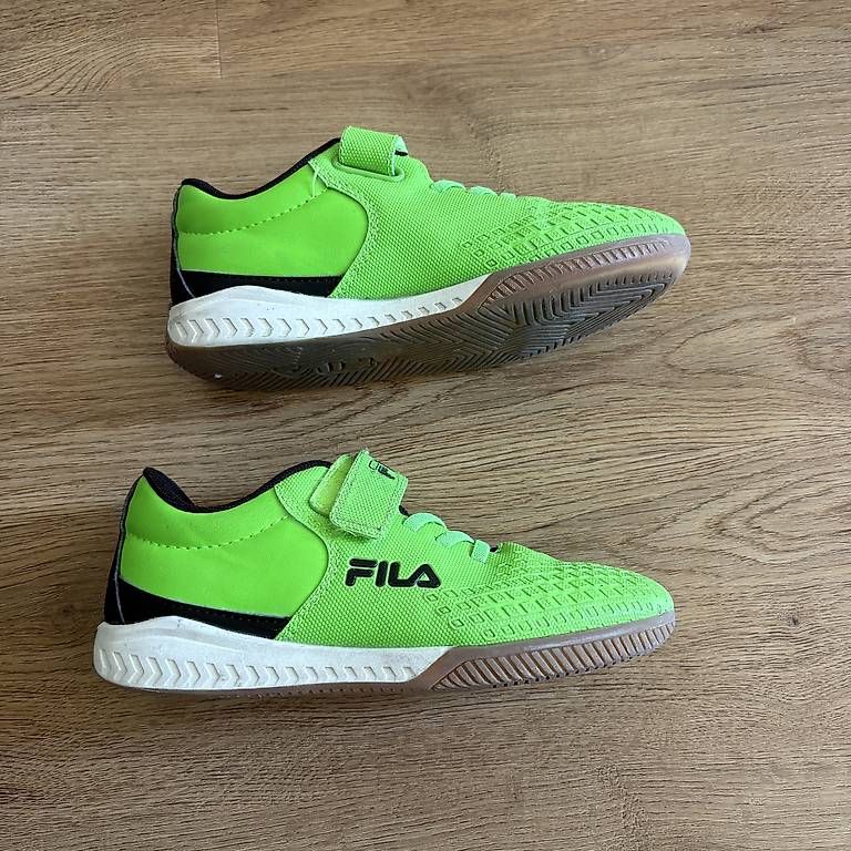 Fila Schuhe für Jungen: Fila Hallenturnschuhe Grösse 33 – Gebraucht aus Zimmerwald von wuff81 1
