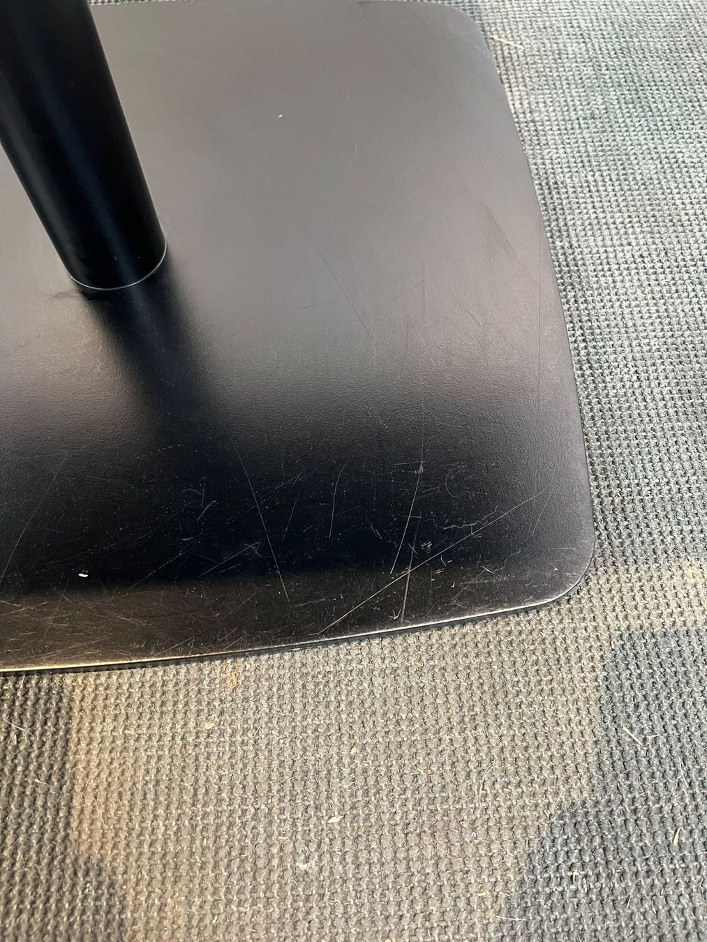 Steelcase Tavoli: 016 Bartisch COALESSE / STEELCASE – Usato da Wangen an der Aare venduto da TBYN 6
