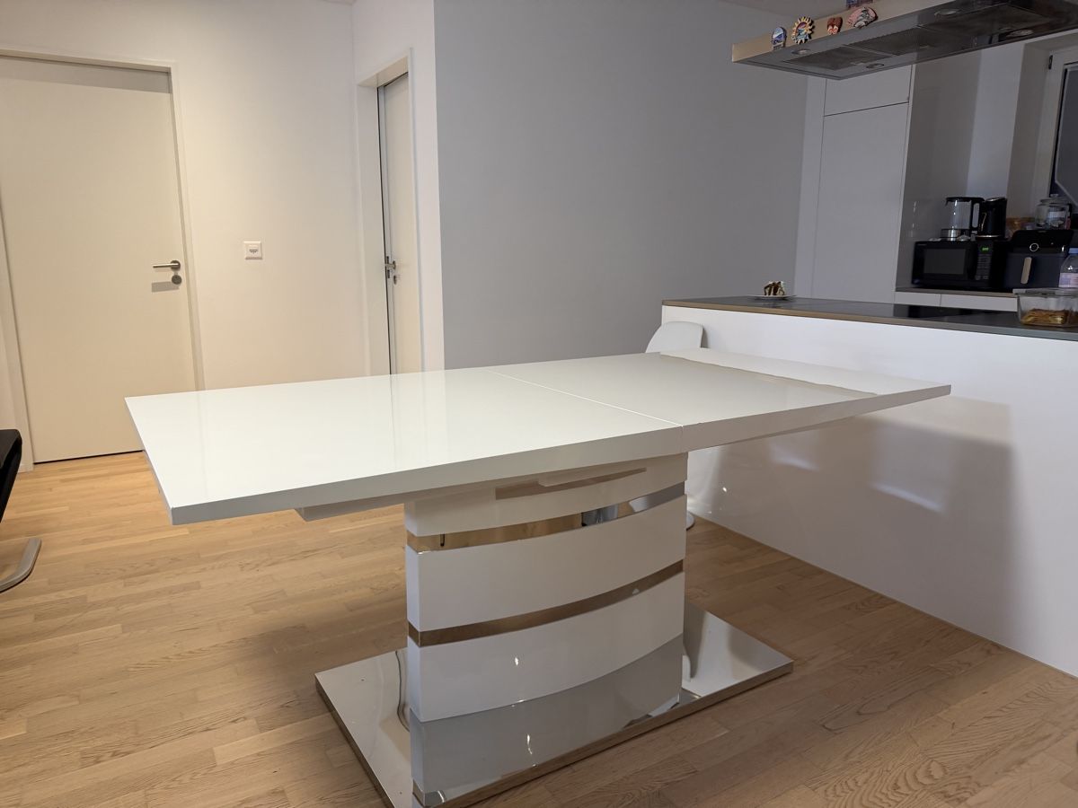 Tavoli: Esstisch – Usato da Dietikon venduto da ani_2pds 2