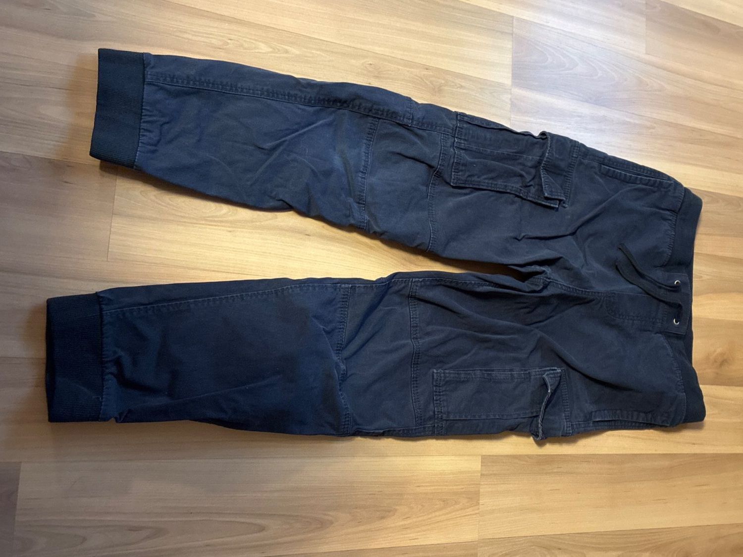 Pantalons: Stoffhosen, Grösse 146 – D'occasion à Vilters par san_2t9g