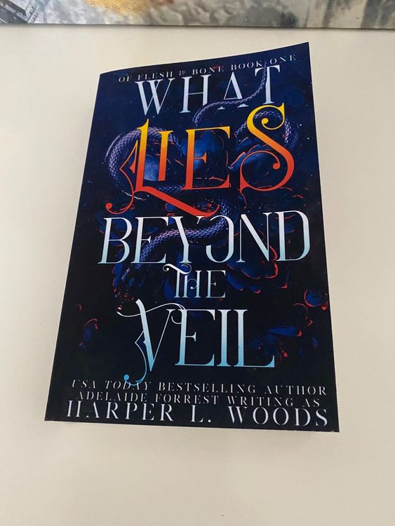 What Lies Beyond the Veil by Harper L. Woods (English) (Neu (gemäss ...
