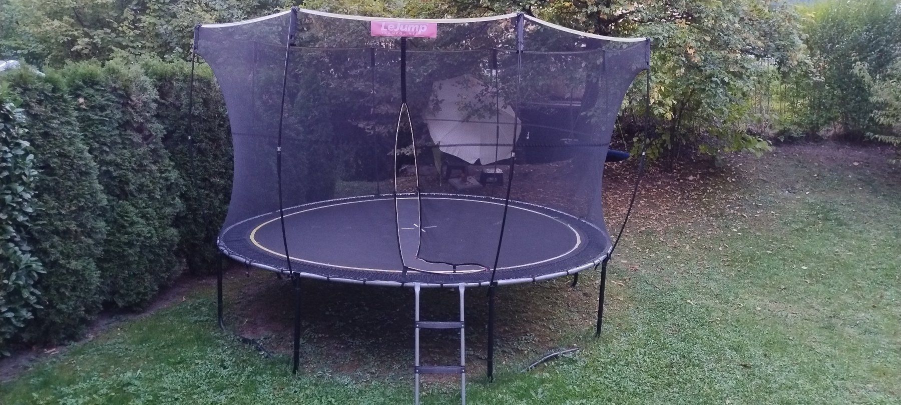 Trampoline: Trampolin Le Jump ohne Federn – Gebraucht aus Egg b. Zürich von el_gato_77 1