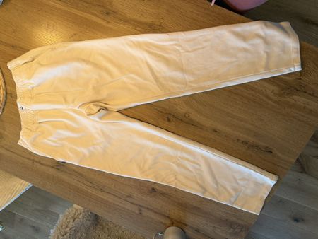 Zara Cordhose, Beige, Grösse S, Top Zustand für den Frühling