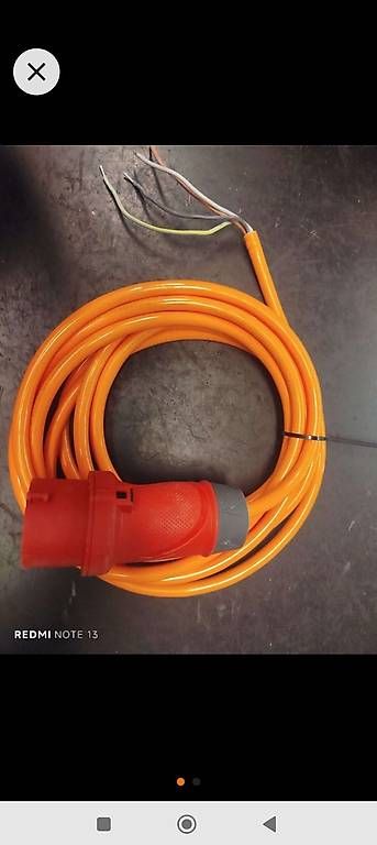 Câbles: Stecker Typ Mennekes mit Pur Kabel – D'occasion à Othmarsingen par kive88 1