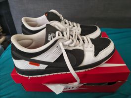 Nike SB Dunk Tightbooth