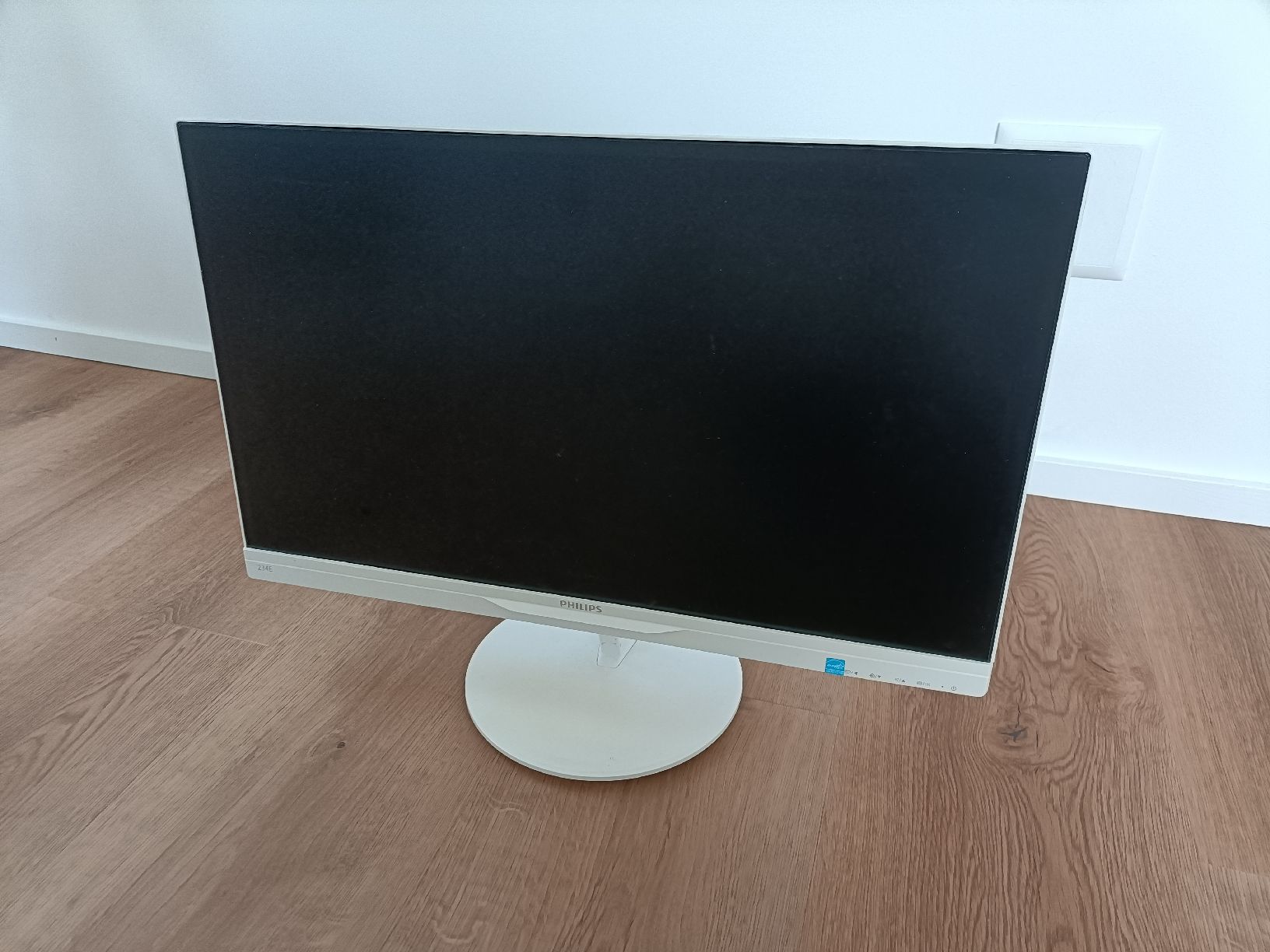 Philips Monitor: Philips Monitor 234E – Usato da Biel/Bienne venduto da fafbl_01