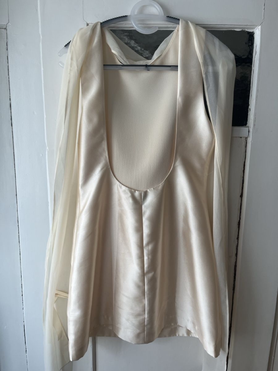 Reformation Vestiti: Reformation Ecru Dress, neu – Nuovo (secondo la descrizione) da Winterthur venduto da livni84 2