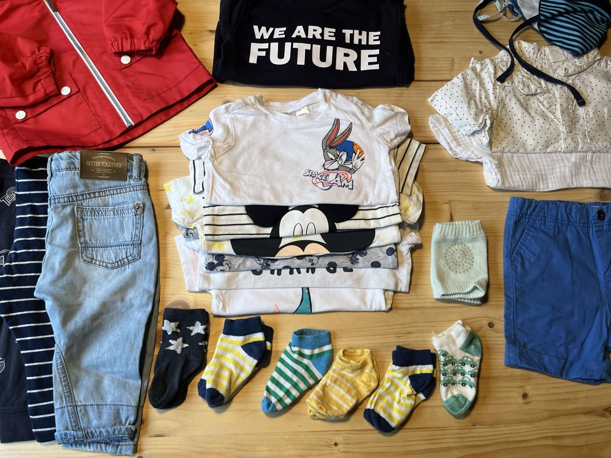 H&M Kleiderpakete & -sets: Kleiderpaket Mickey Mouse Gr. 74 – Gebraucht aus Adelboden von Jestil20 1