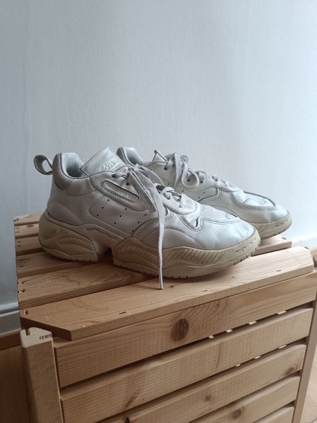 Scarpe da donna: Adidas Supercourt – Usato da Basel venduto da froehlicherVagabund