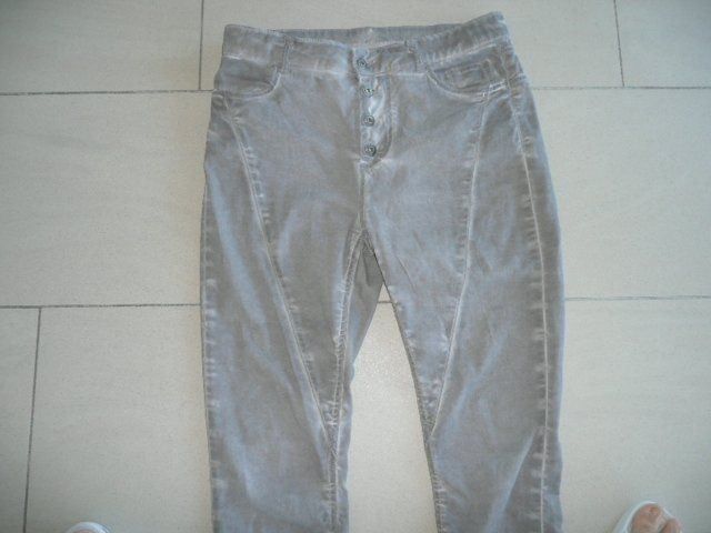 Hosen: Hose Grösse 38 in used look Farbe sand – Gebraucht aus Zug von falama 4