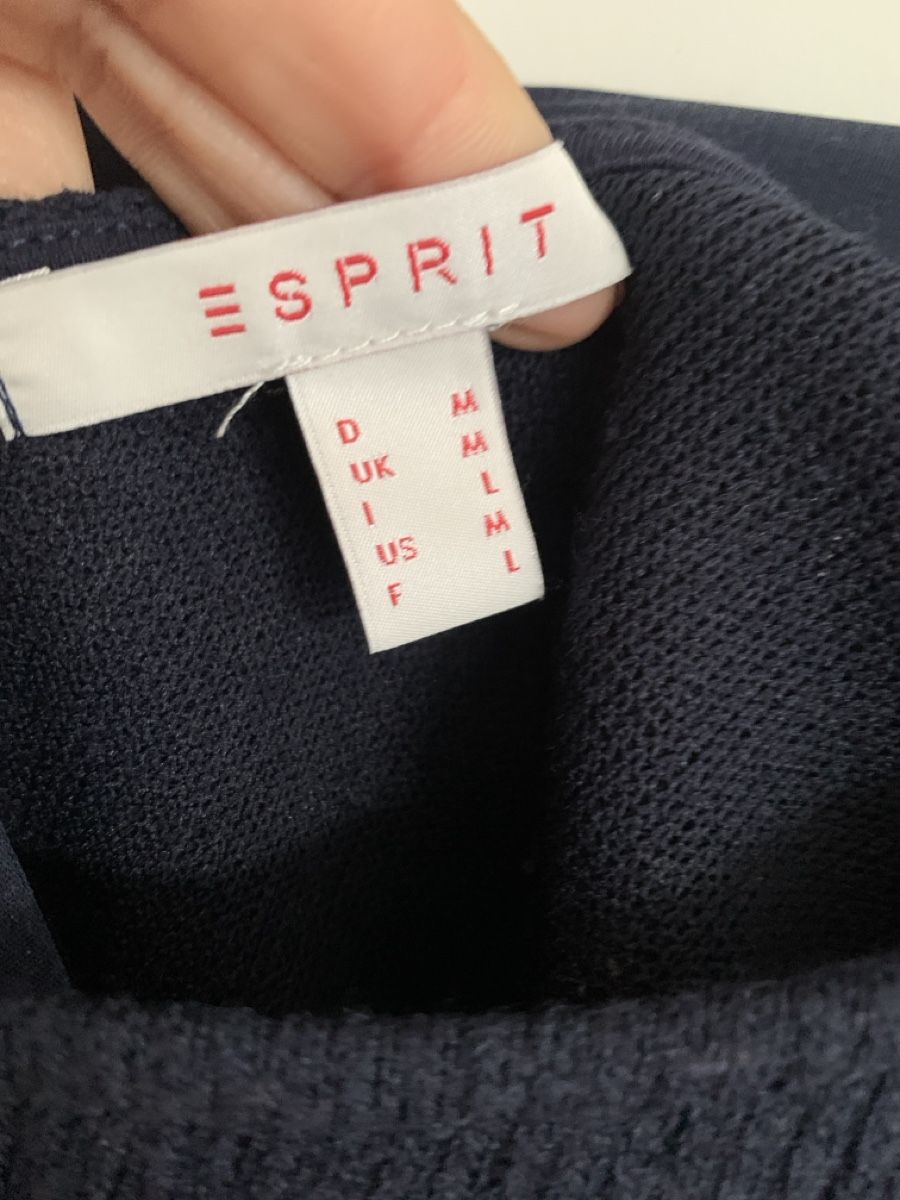Esprit Pullover & Sweatshirts: Pull Esprit bleu marine – Gebraucht aus Prangins von val_2c72 2