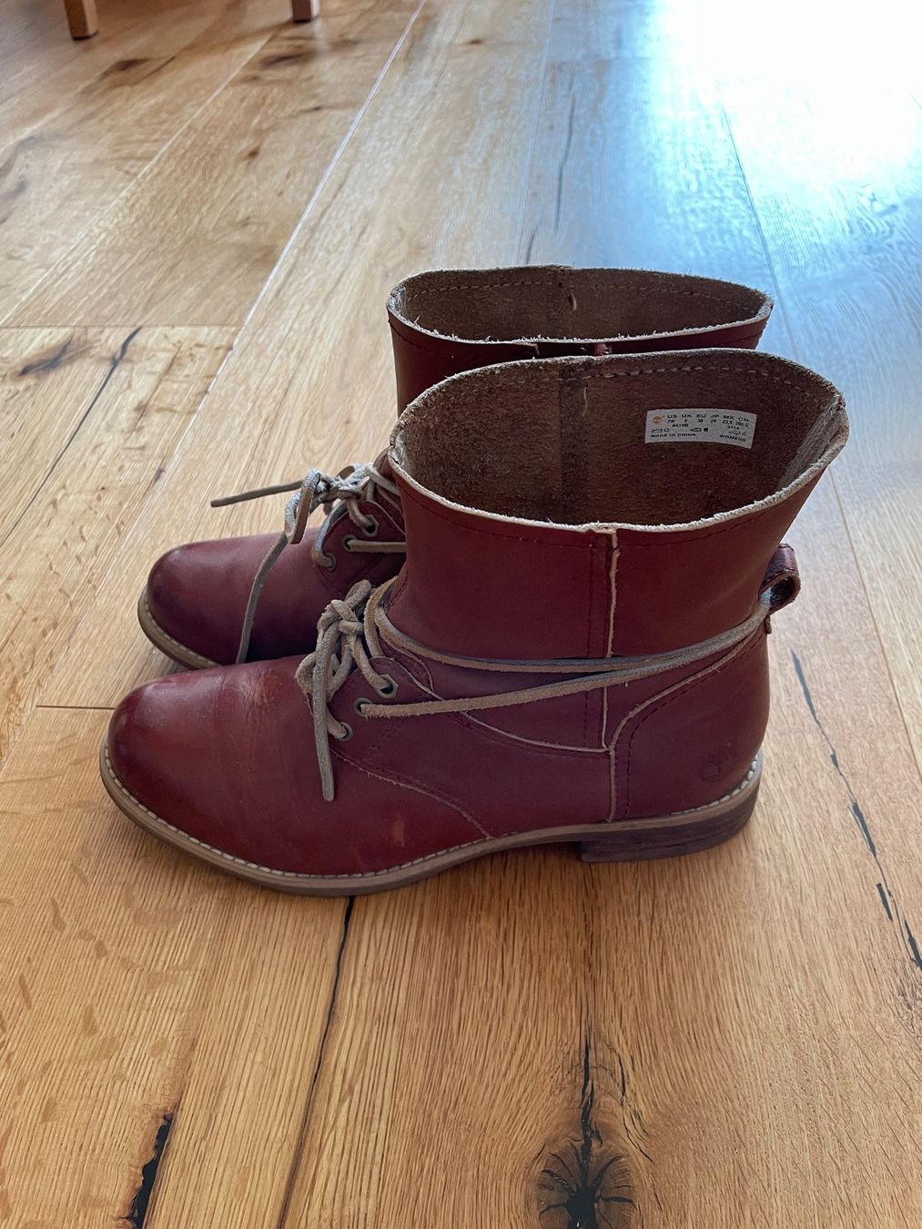 Scarpe da donna: Stiefeletten Timberland – Usato da Beatenberg venduto da Rose406 1