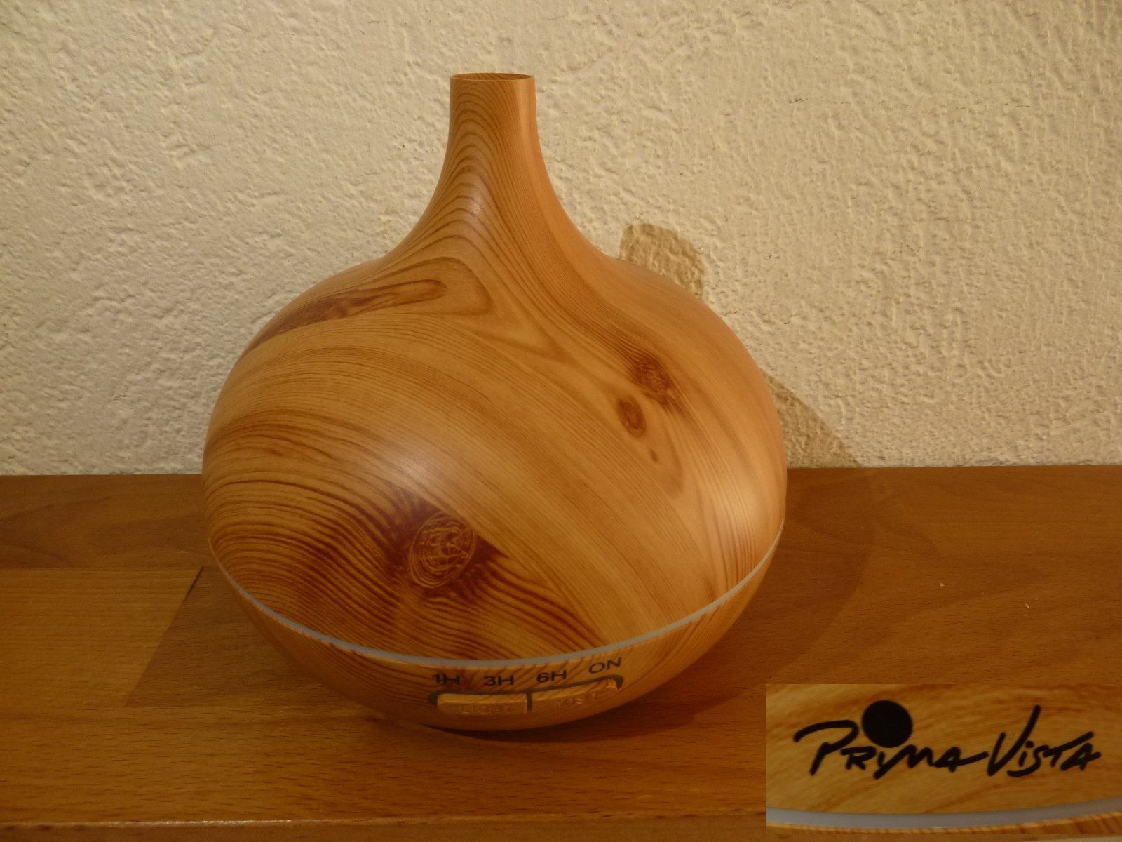 Diffusori di oli essenziali: Aroma-Diffusor & Luftbefeuchter PrimaVista  Holz-Optik LED – Usato da Hochfelden venduto da swissice