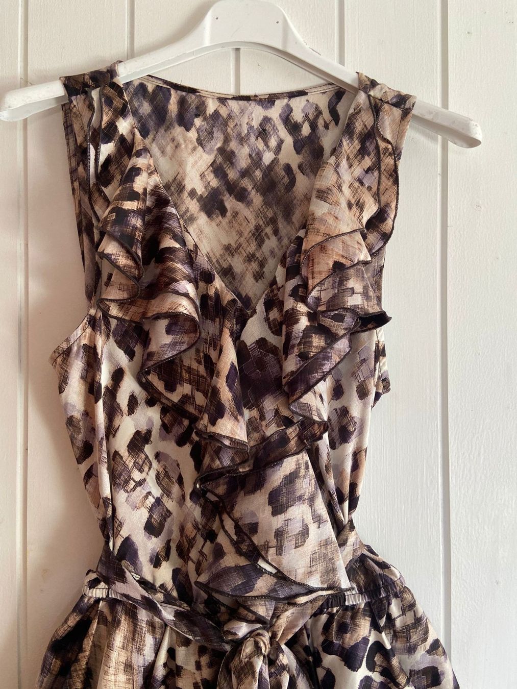 Vestiti: Leoprint Kleid mit Rüschen gr s – Usato da Jonen venduto da Lux.K. 1