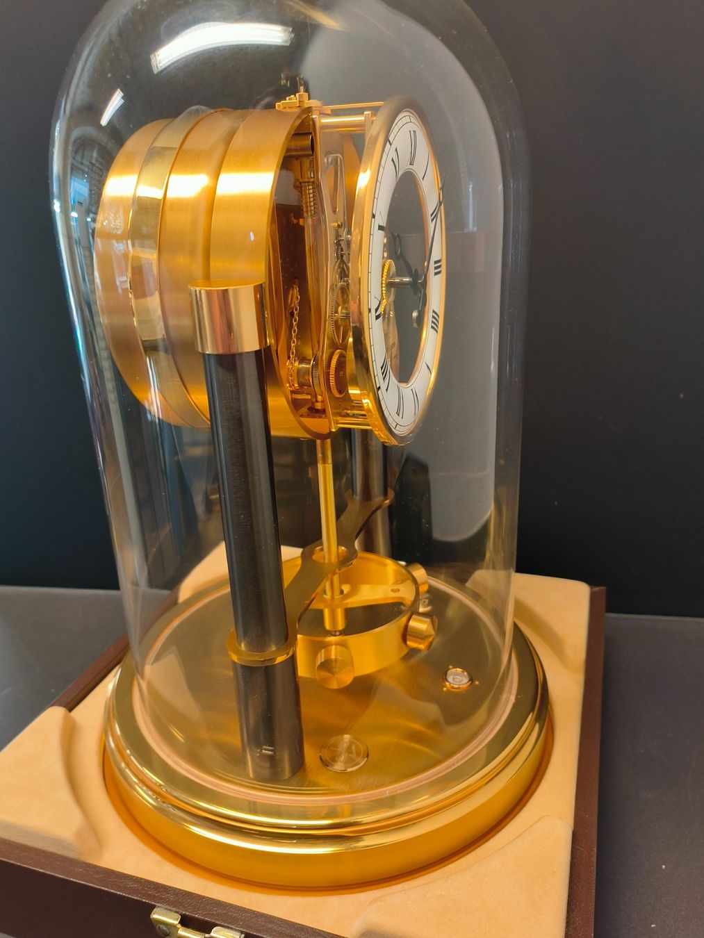 Jaeger-Lecoultre Stand- & Wanduhren: Jaeger-Lecoultre – Gebraucht aus La Chaux-de-Fonds von curtitswisswatches 2