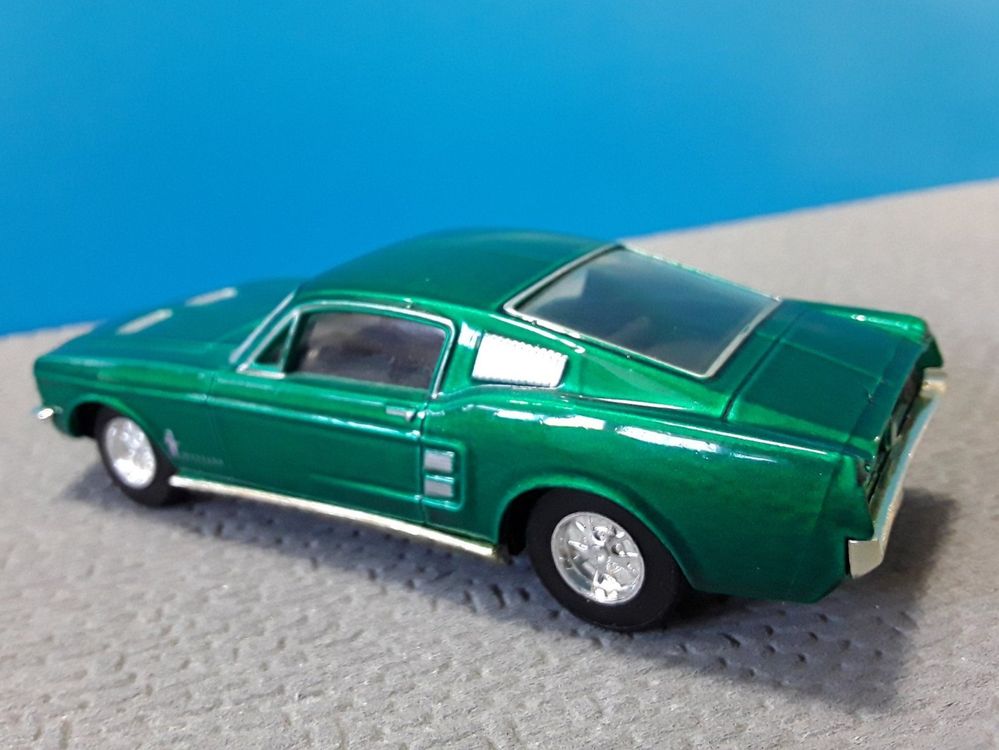 Matchbox / Dinky _ Ford Mustang Fastback 2+2 1967 _ 143 Kaufen auf