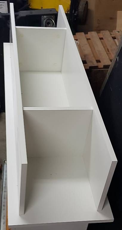 Scaffali: Tablar bzw. Büchergestell – Usato da Arbon venduto da Yajla 1
