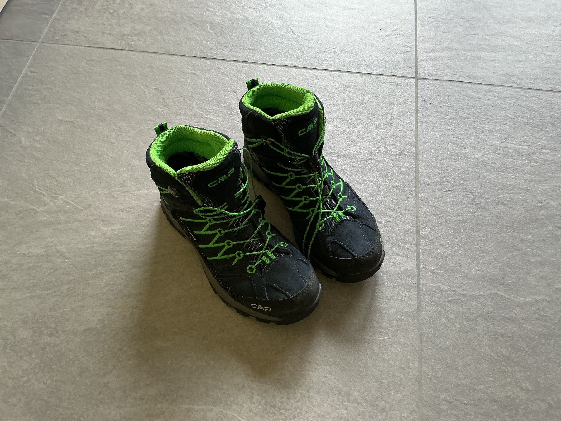 CMP Chaussures hommes: CMP Wanderschuhe hoch, Gr 37 – D'occasion à Schinznach Dorf par Balz1968
