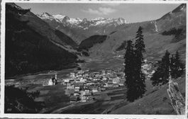 Alte Ansichtskarte Sedrun Graubünden, schöne Bergkulisse