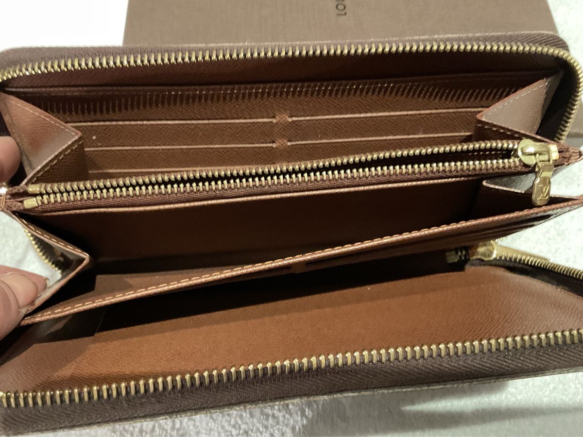 Louis Vuitton Portamonete: Louis Vuitton Organizer – Nuovo (secondo la descrizione) da Triesen venduto da Klarsicht64 3