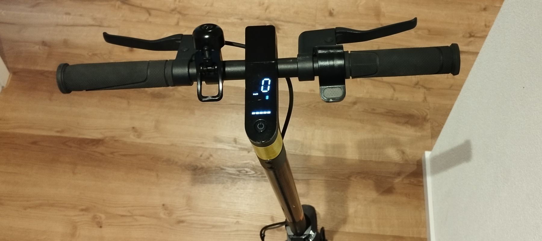 Xiaomi Kickboard: Xiaomi E-Scooter 1S – D'occasion à Walkringen par ani_6bgd 1