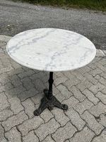 Kleinen Bistro Tisch
