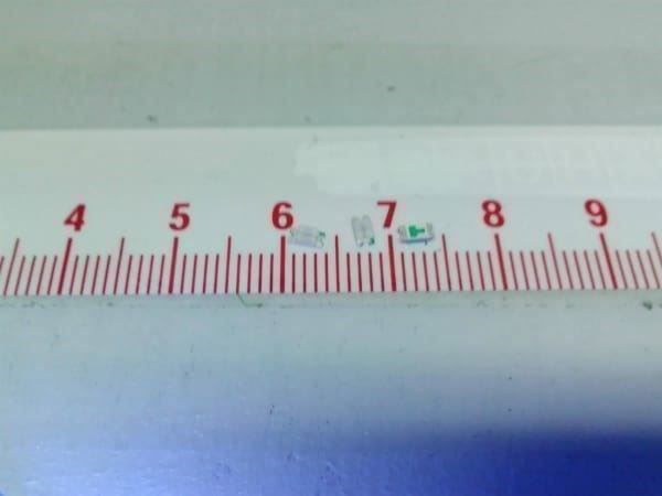 Componenti elettronici: LED SMD 1206, rot, 100Stk – Nuovo (secondo la descrizione) da Luzern venduto da Salefactory 1