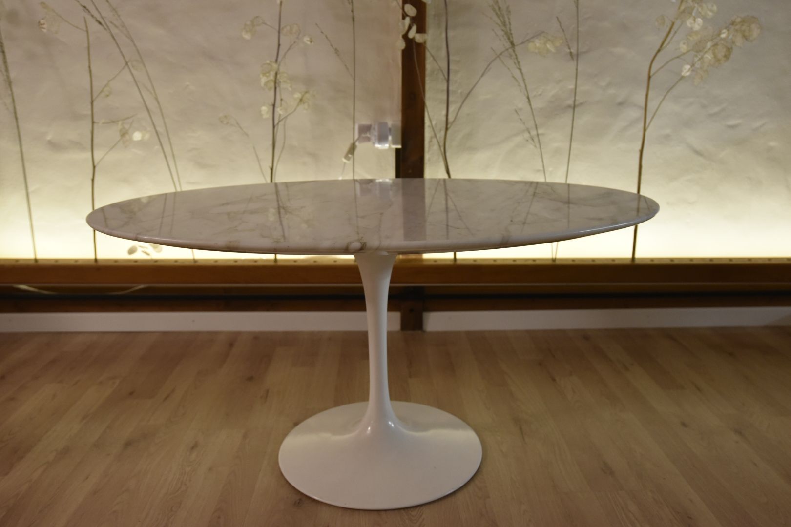 Knoll Tavoli: Original Knoll Saarinen Couchtisch Marmor Oval – Usato da Lichtensteig venduto da UsedINStore 6