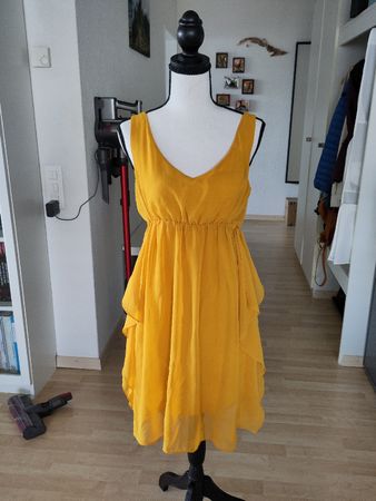NafNaf Kleid in Senfgelb, Grösse S