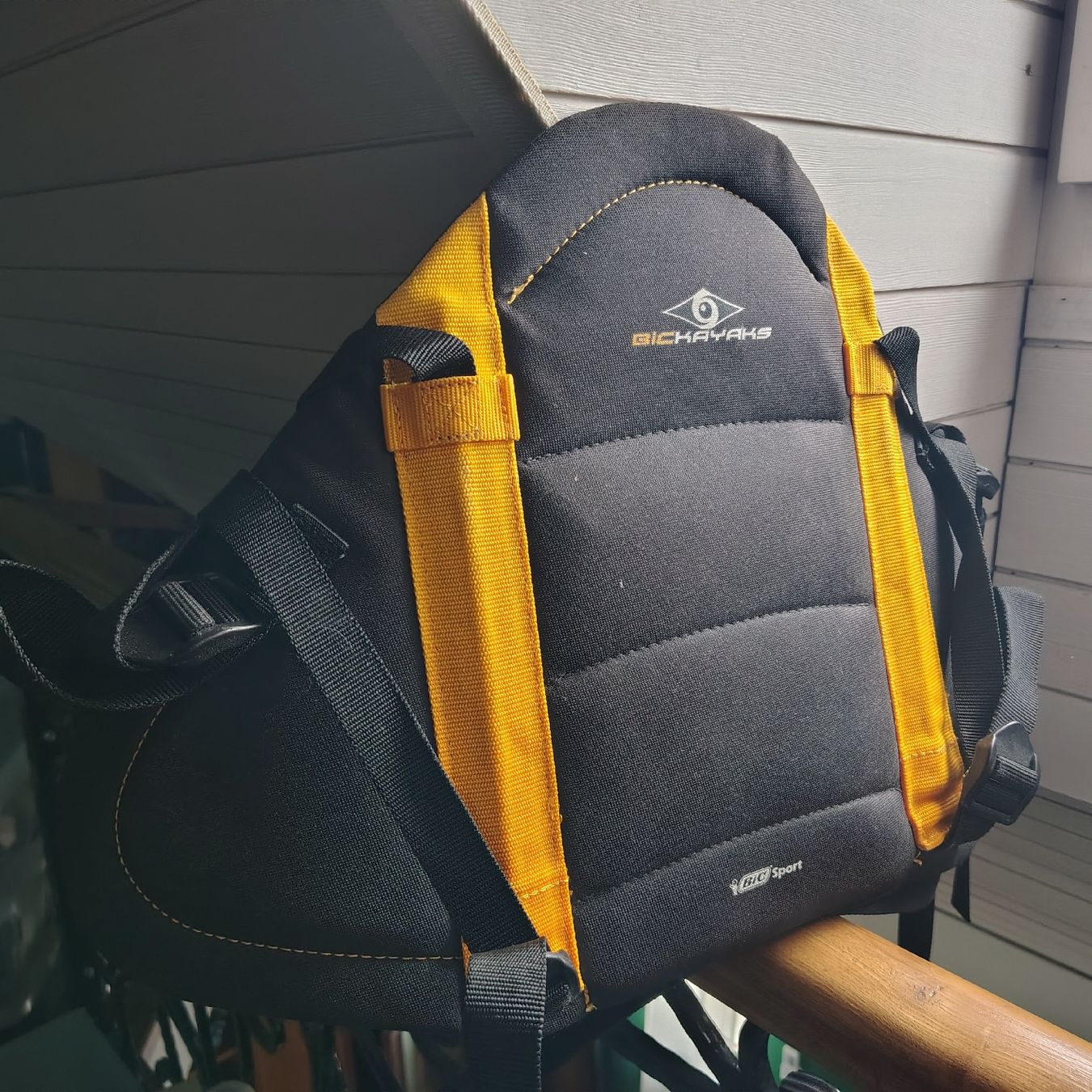 Bic Barche: BIC Kayaks Padded Seat - Excellent Condition – Usato da Dietikon venduto da aberdeen30 2