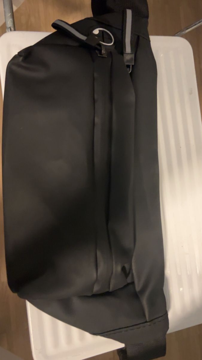 Borse: Bauchtasche Schwarz ungebraucht – Nuovo (secondo la descrizione) da Zürich venduto da D.Arroyo 3