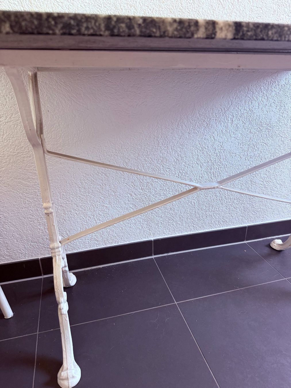 Tische: Bistro Tisch – Gebraucht aus Köniz von Evafelchlin 3