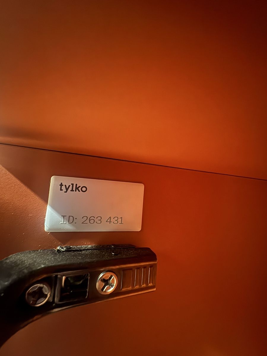 Scaffali: Tylko regal – Usato da Zürich venduto da ritzo1 3