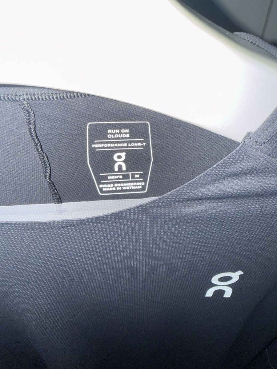 On T-Shirts: On Longshirt NEU – Neu und originalverpackt aus Jegenstorf von mammut02 4