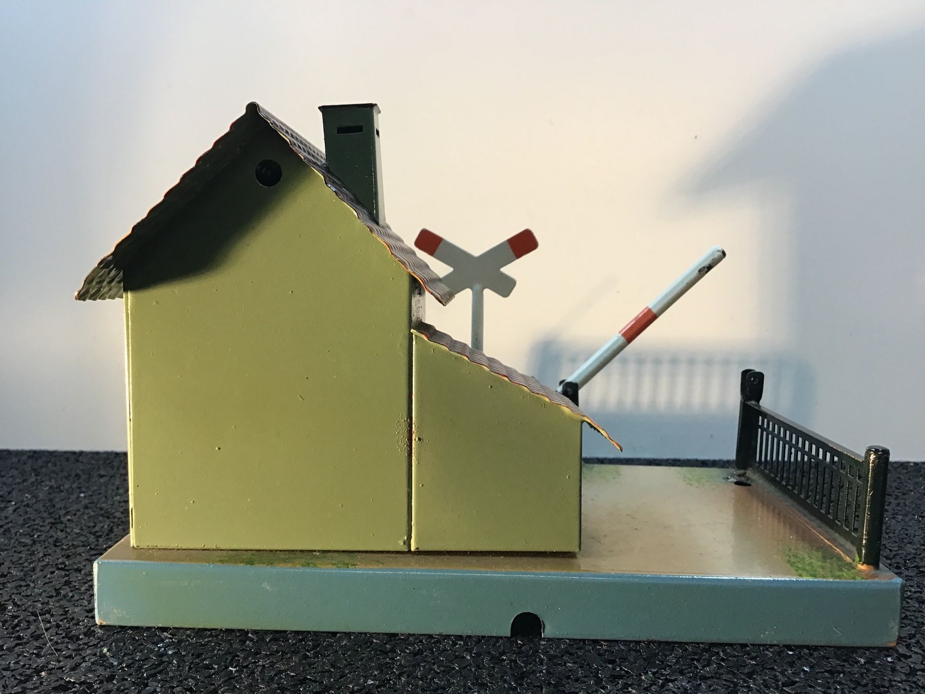 Märklin Modellini di ferrovie: MODELL MÄRKLIN WÄRTERHAUS BLECH – Usato da Männedorf venduto da Modelle-aller-Art 2