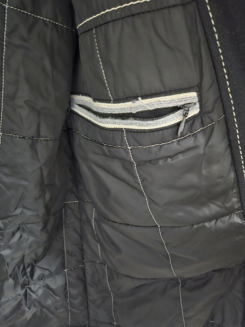 Bugatti Cappotti: Bugatti Goretex Mantel Gr.48 Anthrazit – Usato da Dübendorf venduto da ciindarxlla 4
