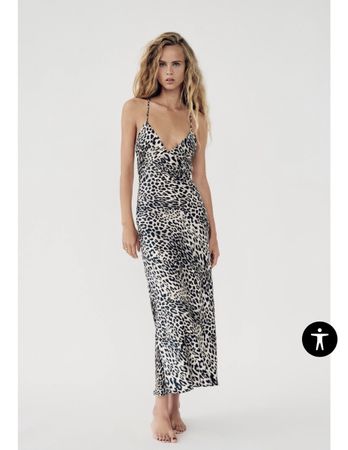 Zara Kleid mit Etikett
