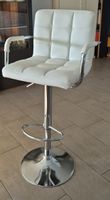 Barhocker mit Armlehnen weiss