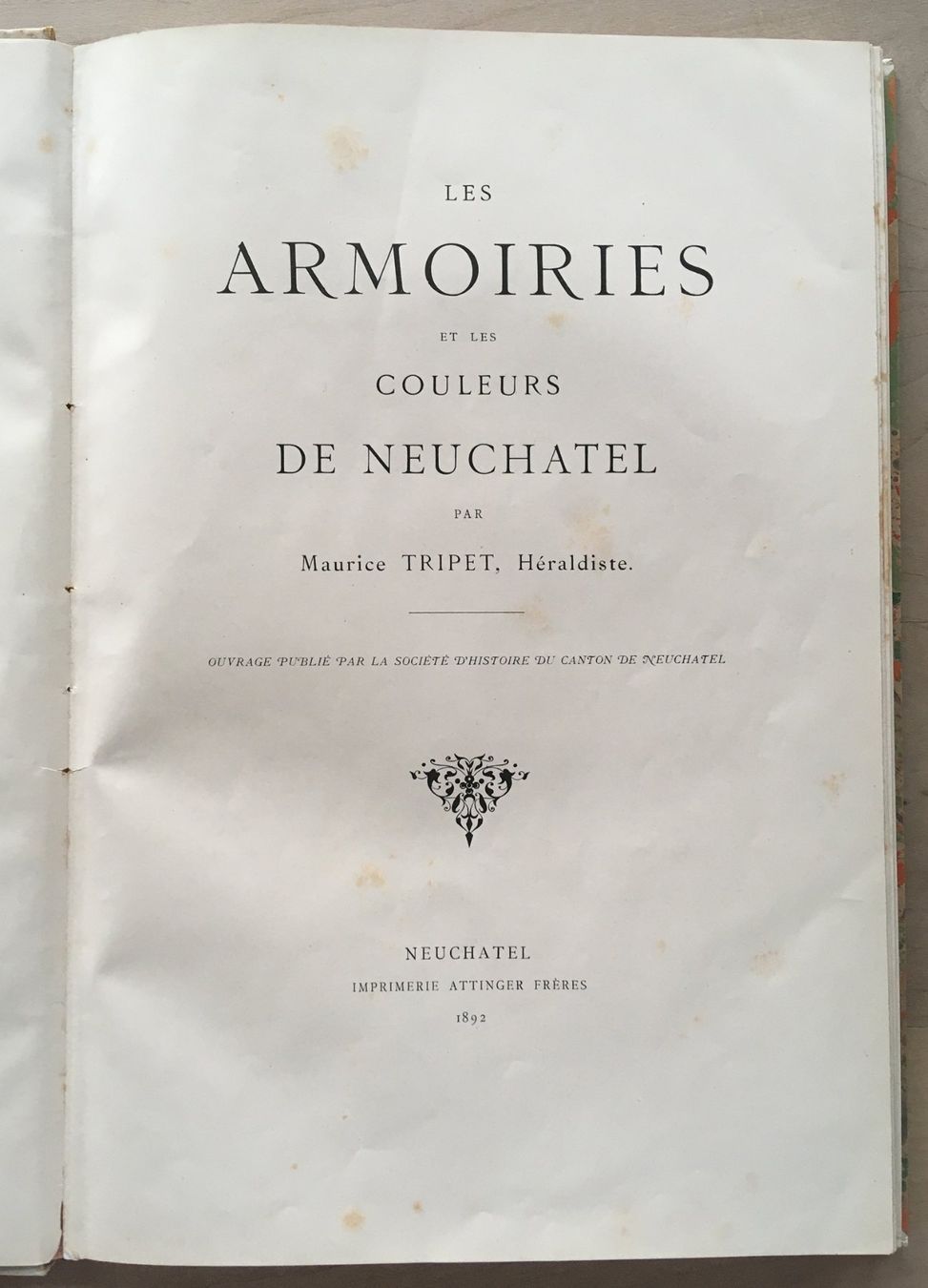 Livres: LES ARMOIRES de Neuchâtel – D'occasion à Füllinsdorf par Bubnik 1