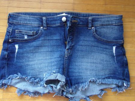 Damen Jeans blau  kurz  Gr. 40