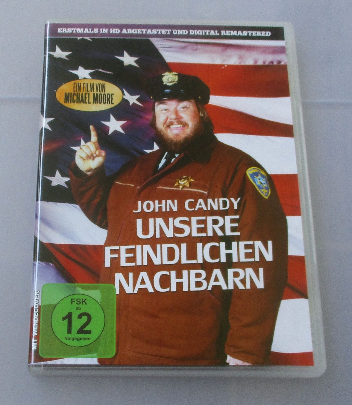 Tutti i DVDs: UNSERE FEINDLICHEN NACHBARN - Michael Moore/John Candy – Usato da Wattwil venduto da Muriel10