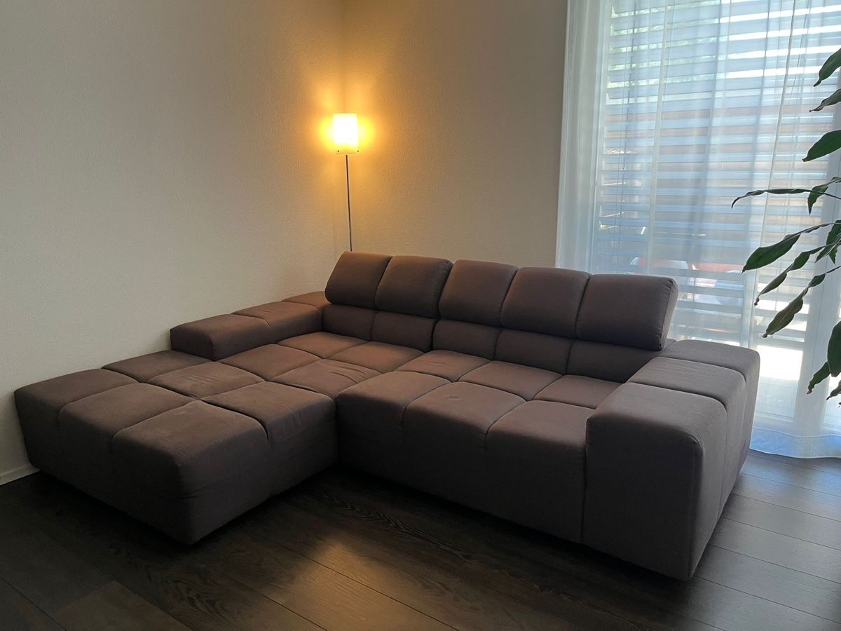 Sofas: Ecksofa (braun, Stoff) – Gebraucht aus Fehraltorf von Sbremen 1
