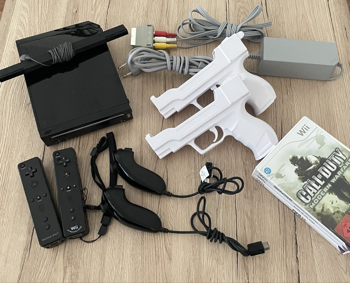 Nintendo Console: NINTENDO WII mit ZUBEHÖR – Usato da Plons venduto da wartauchris