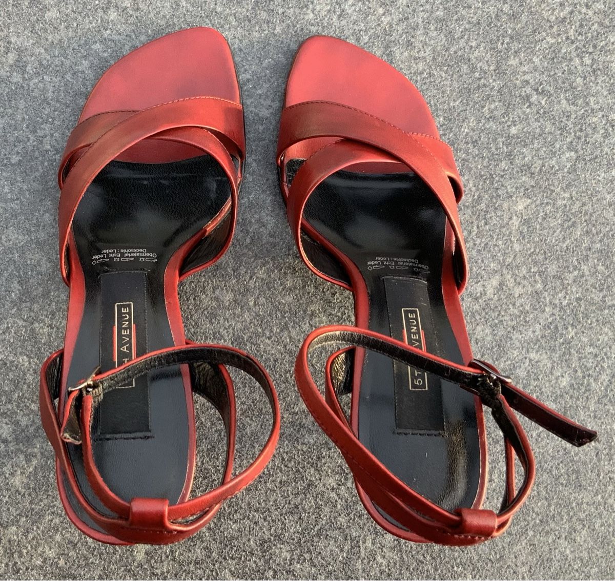 Scarpe da donna: Sandaletten Leder rot – Usato da Münsingen venduto da Innchen 2