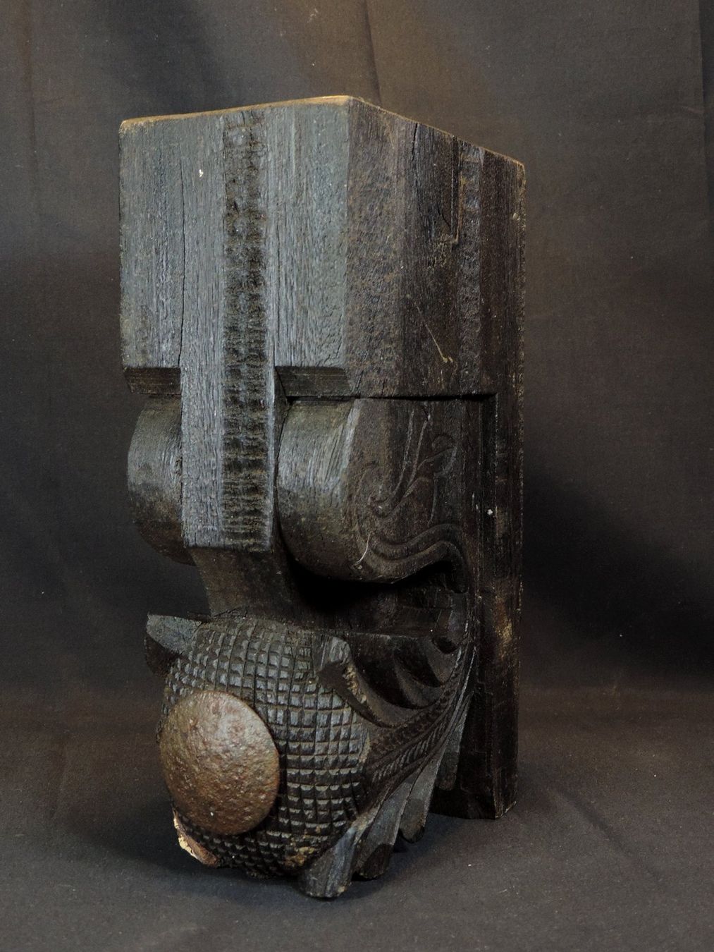 Skulpturen & Statuen: Architektur Element, Tekholz Schnitzerei – Gebraucht aus Duggingen von roterbambus