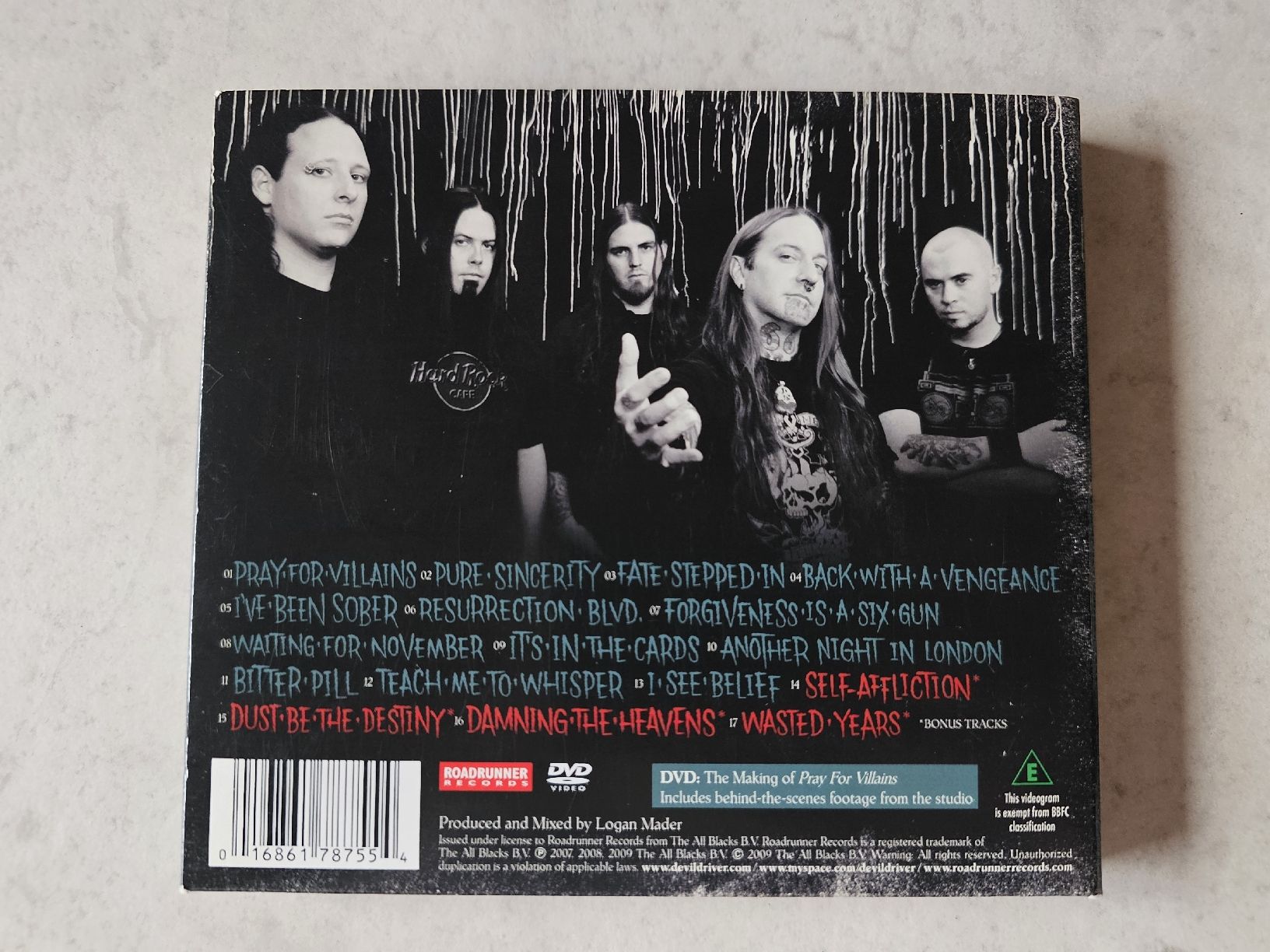 CD: Devildriver  -  Pray For Villains  /  CD + DVD – Usato da Schneisingen venduto da backstore24 1