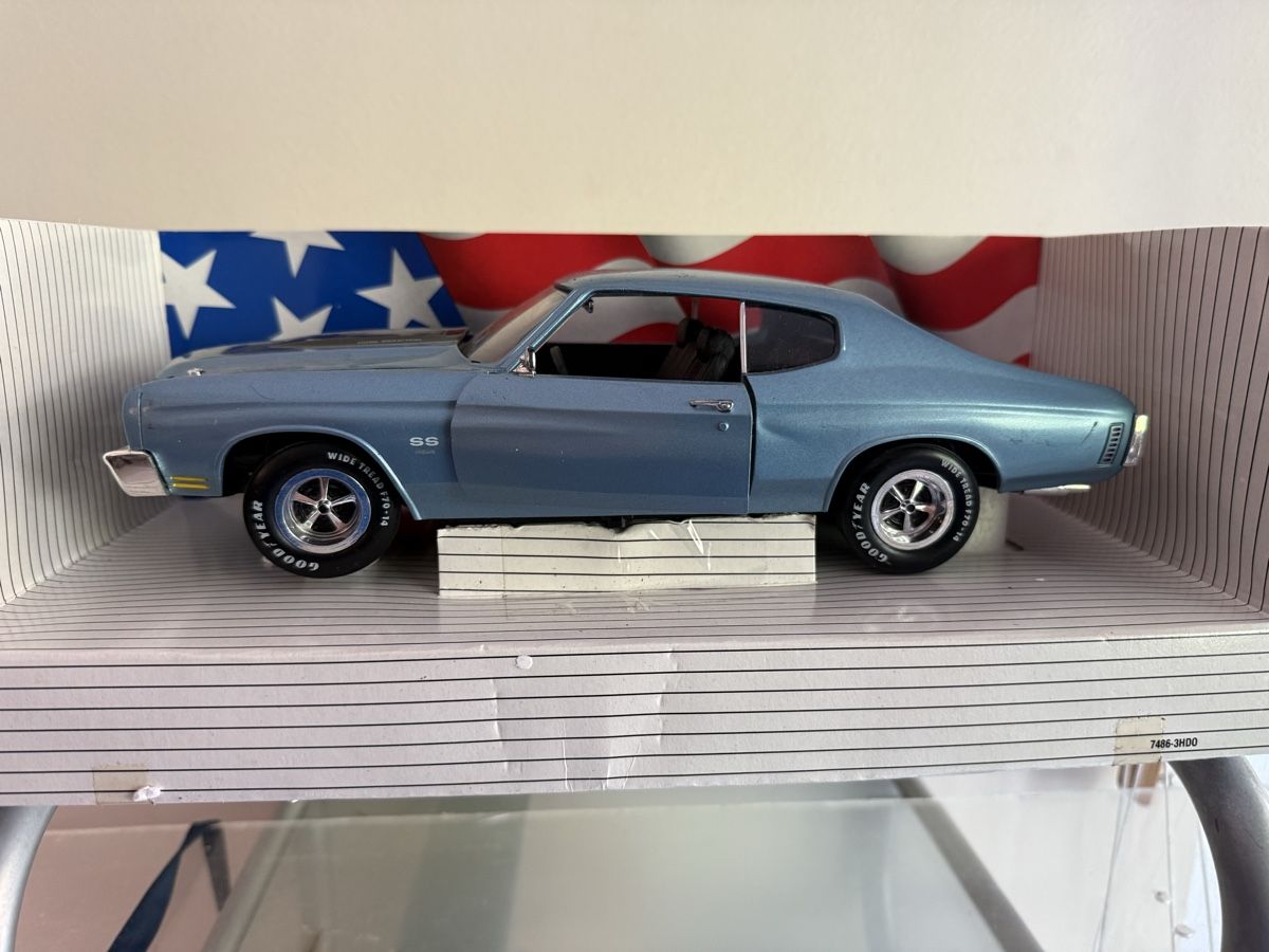 AMT/ERTL Modellini d'auto: Chevelle SS454 LS6. Ertl 1/18   1970 – Usato da Versoix venduto da Jeannot57