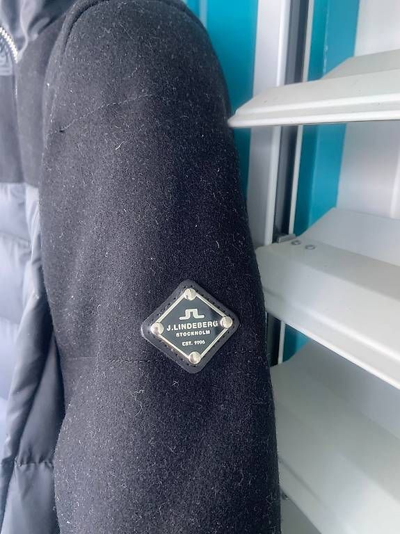 Lindeberg Jacken: J.Lindeberg Damenjacke 36 – Gebraucht aus Davos Dorf von BenoitFichaux 2